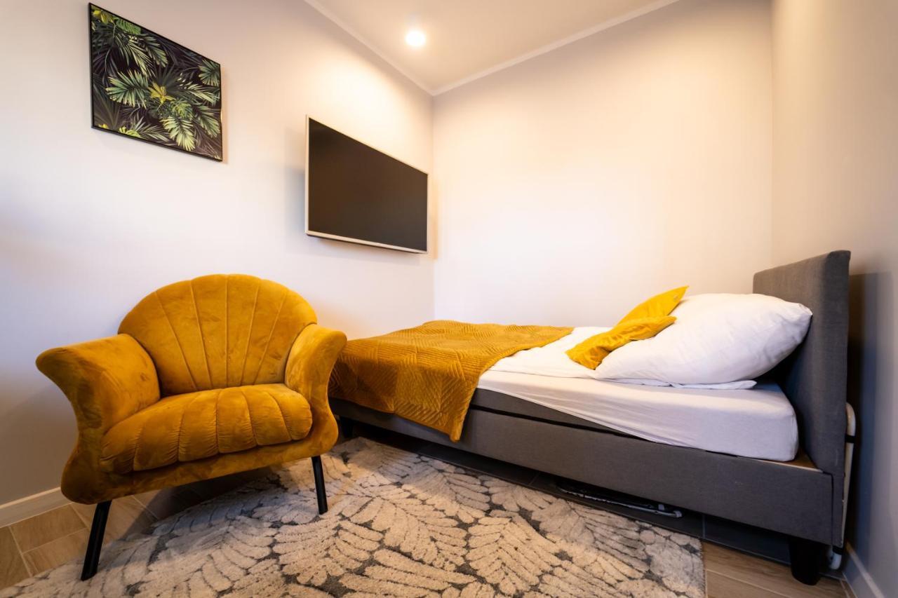 Kolorowe Apartamenty W Mielnie! 350M Od Plazy - 100M Od Jeziora! Mielno  Exteriér fotografie